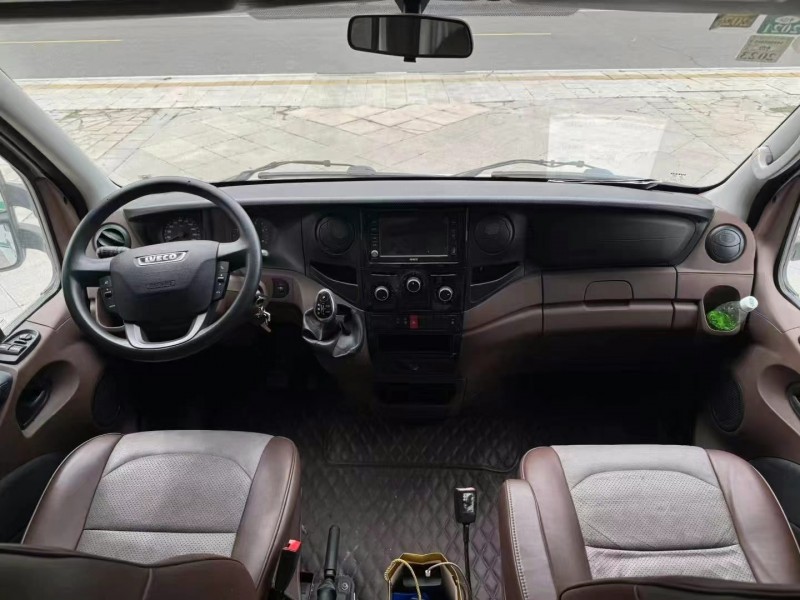 東營19年依維柯Iveco VISION4