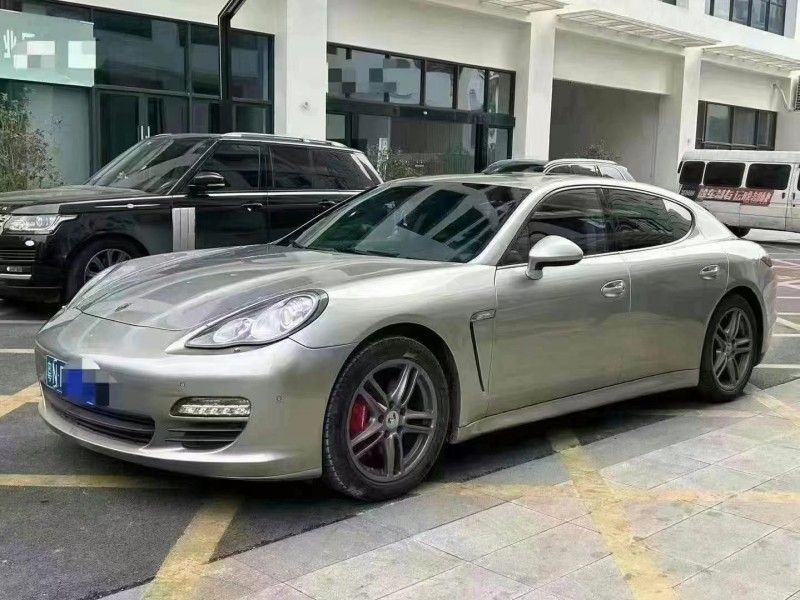 深圳12年保时捷帕拉梅拉2