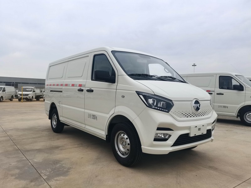 鹽城24年凱馬汽車銳航3