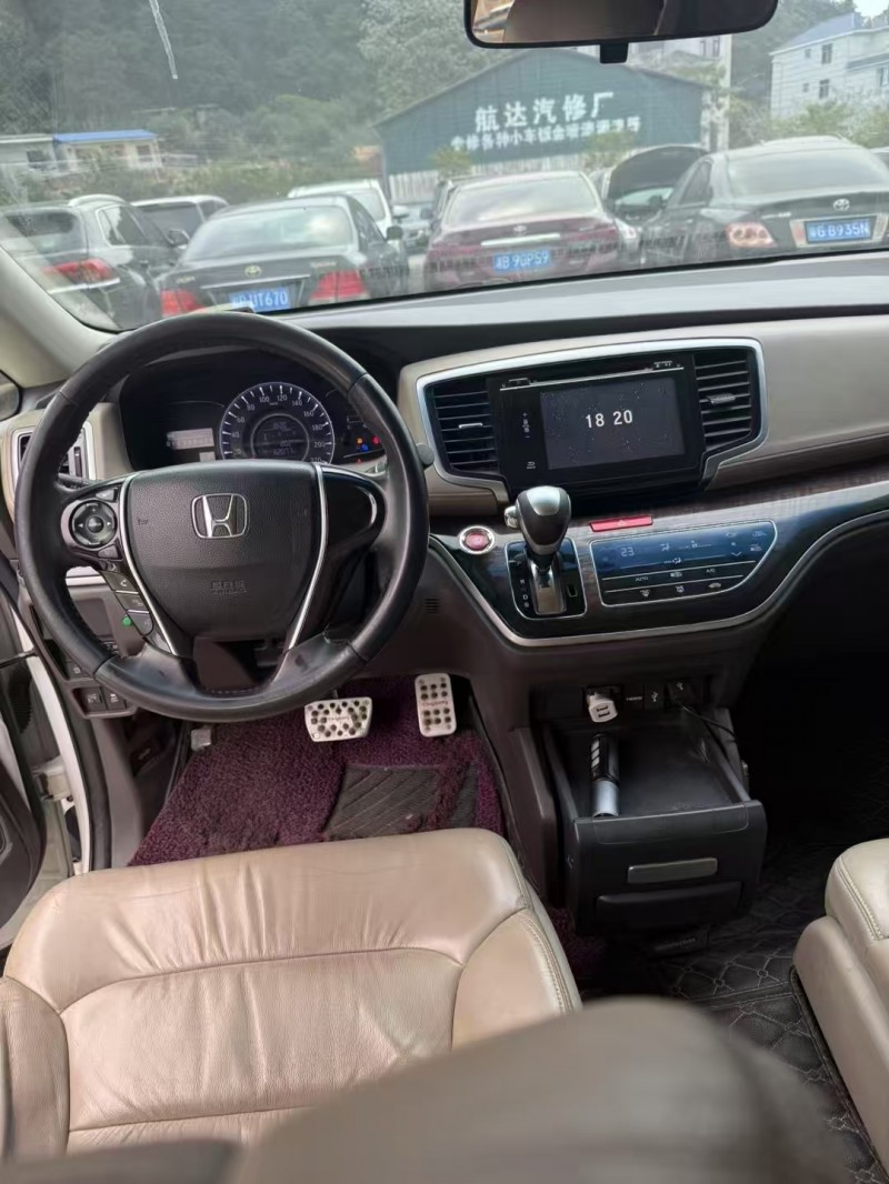 桂林15年本田奥德赛3