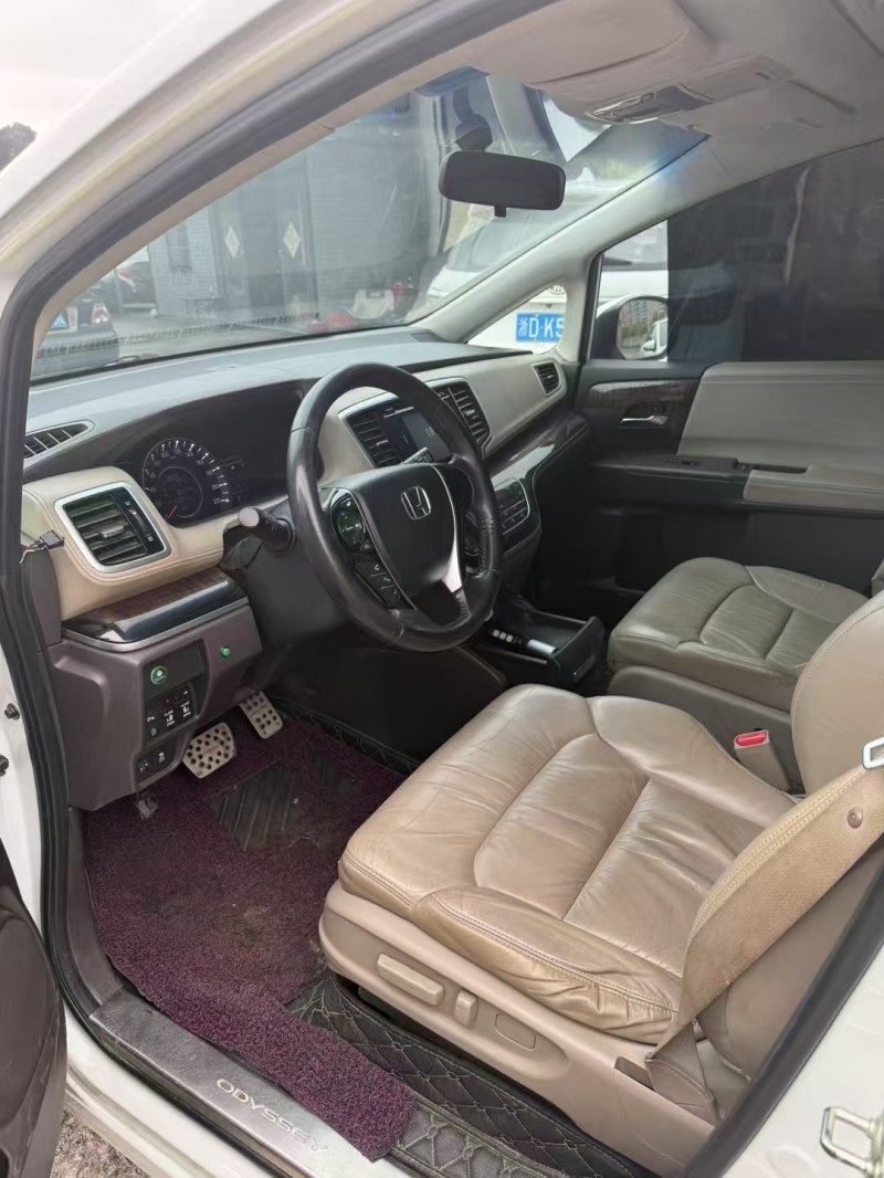 桂林15年本田奥德赛4