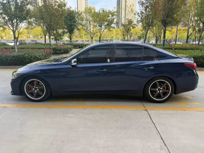 濟寧16年英菲尼迪Q50L8