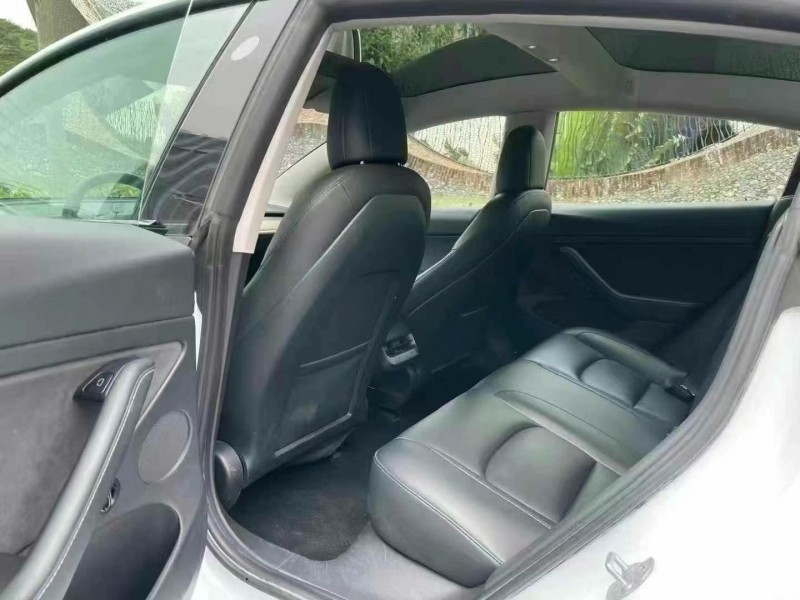 深圳21年特斯拉MODEL 35