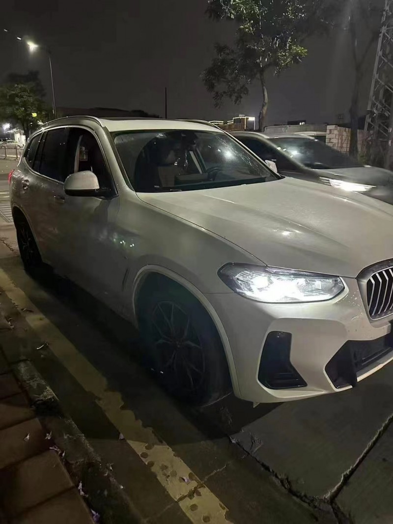 广州23年宝马X35