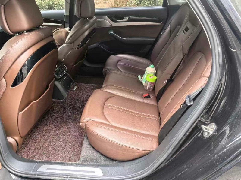 徐州15年奥迪A8L3