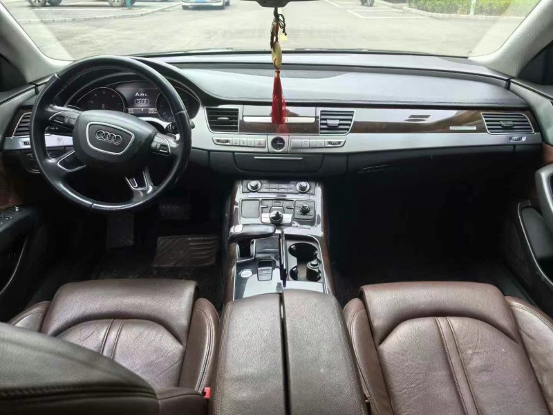 徐州15年奥迪A8L7