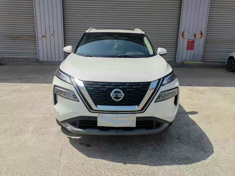 徐州21年日產奇駿1