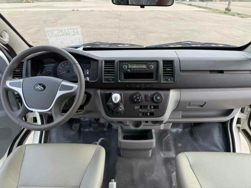 徐州22年金龙凯锐6