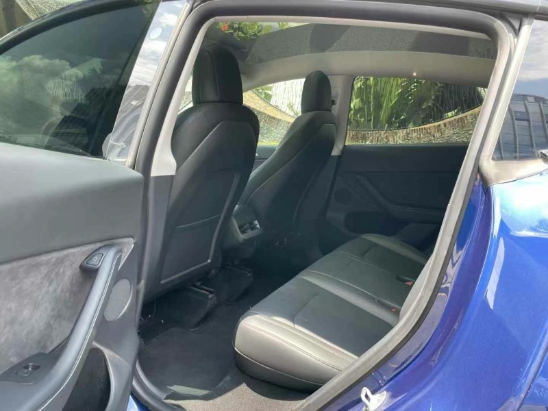 深圳22年特斯拉MODEL Y5
