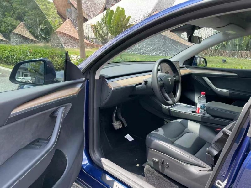 深圳22年特斯拉MODEL Y6