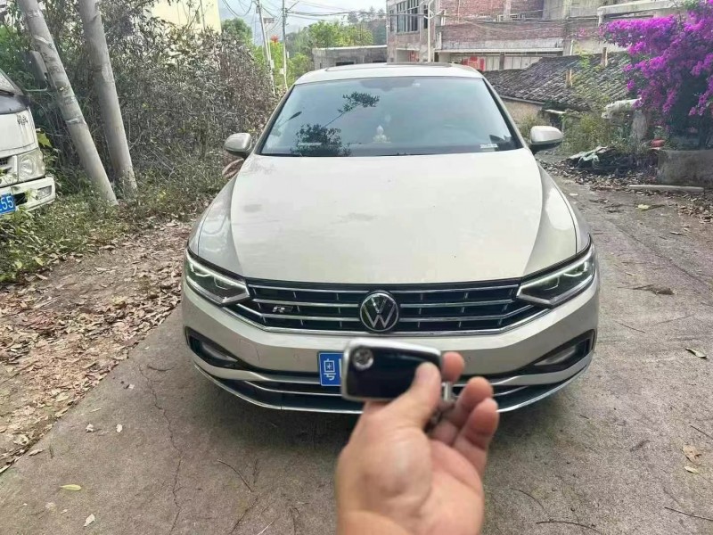 广州21年大众迈腾1