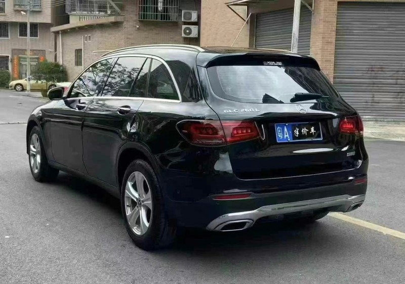 广州19年奔驰GLC7