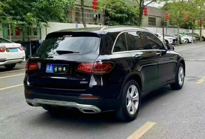 广州19年奔驰GLC8