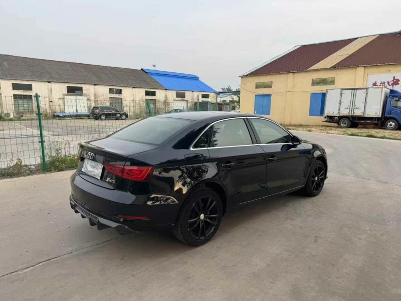 徐州16年奥迪A33