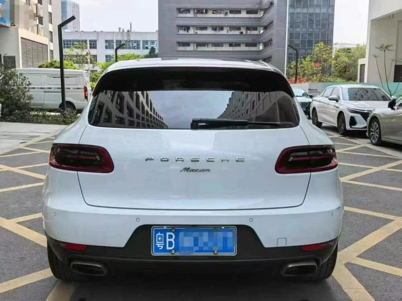深圳16年保時捷Macan8