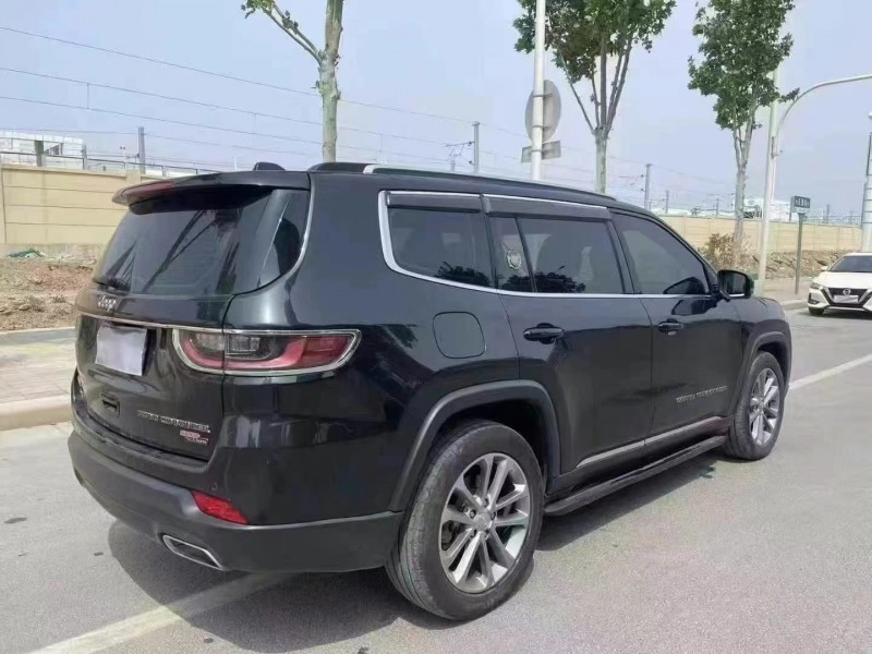 鄭州19年Jeep指揮官4