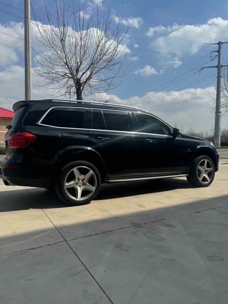 青岛16年奔驰GL7