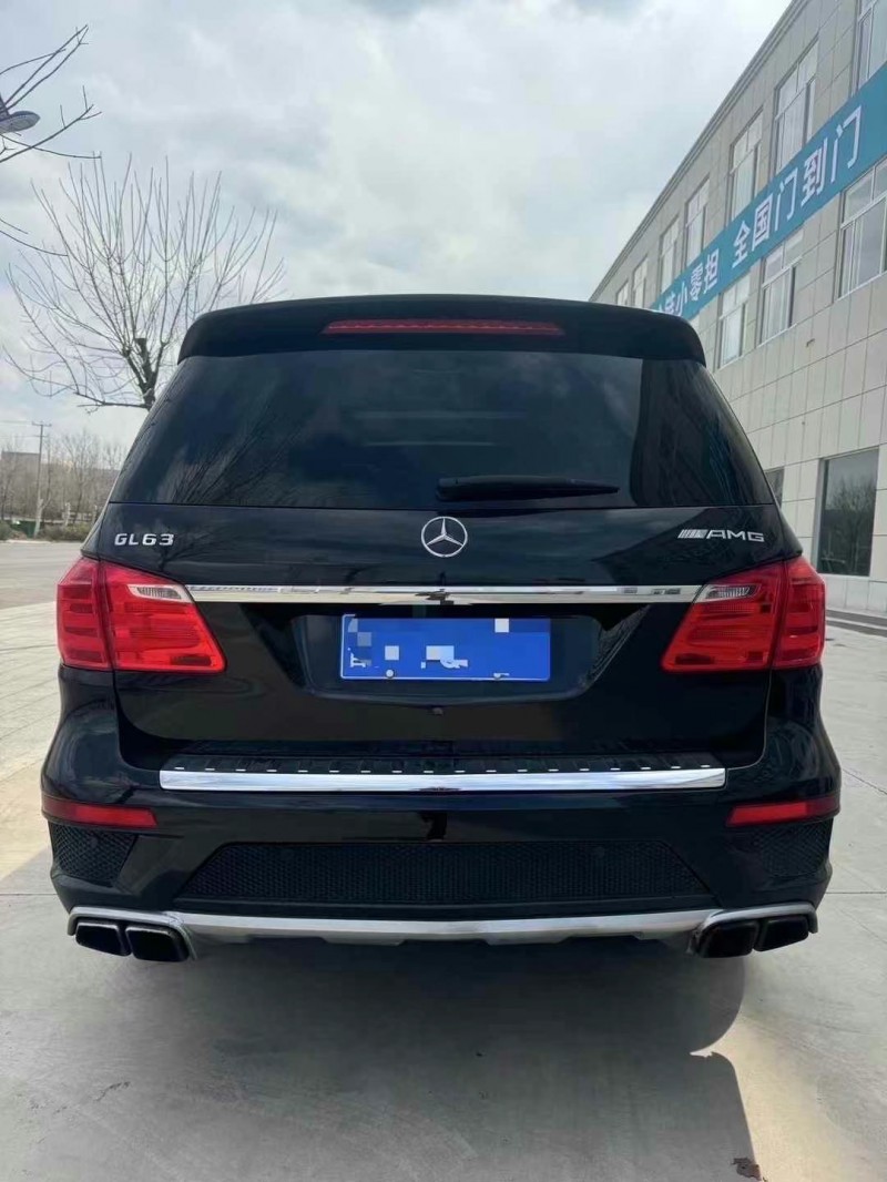 青岛16年奔驰GL9