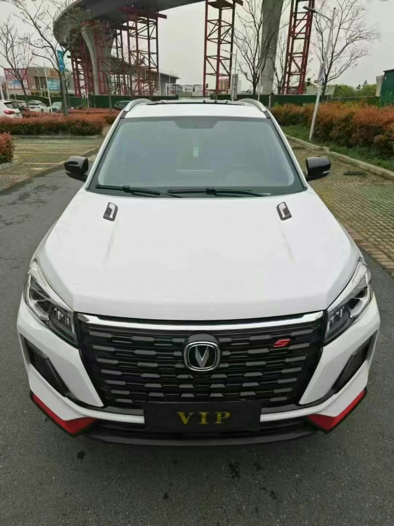 襄陽24年長安汽車CS751