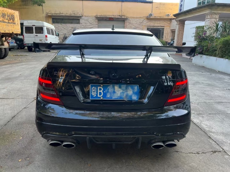 深圳13年奔馳AMG4