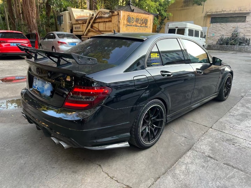 深圳13年奔馳AMG3