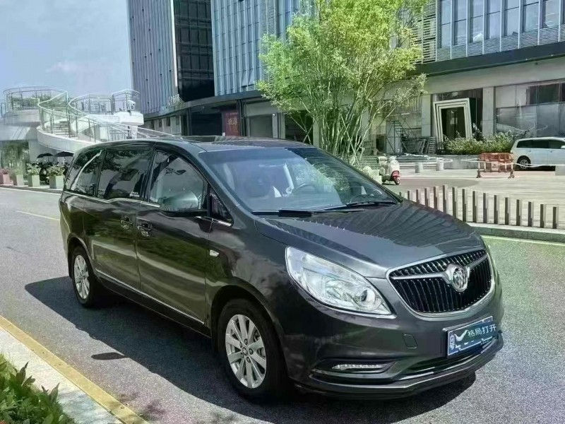 深圳20年別克GL82