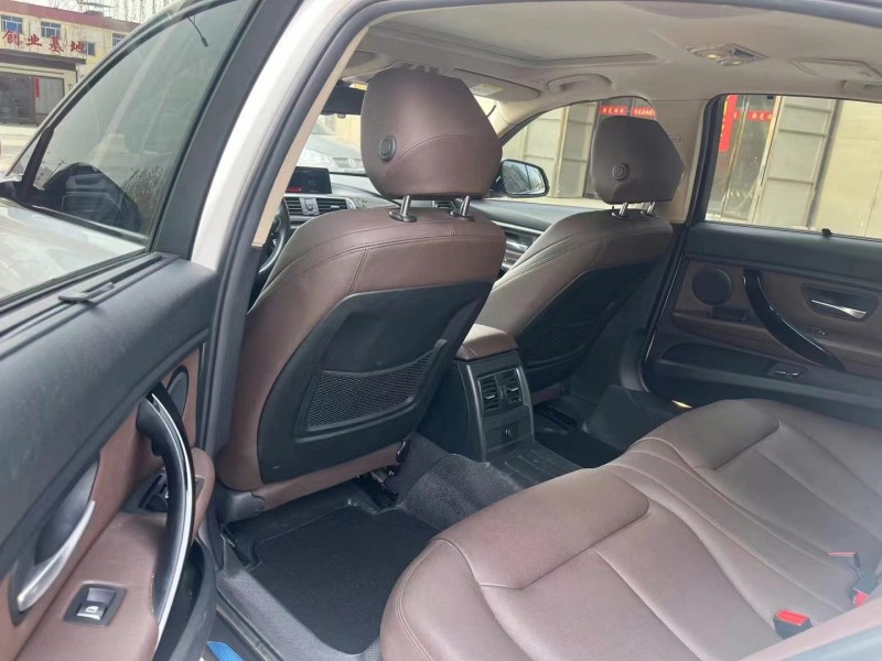 保定18年宝马3系7