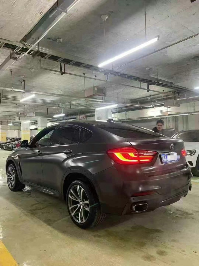 成都19年寶馬X67