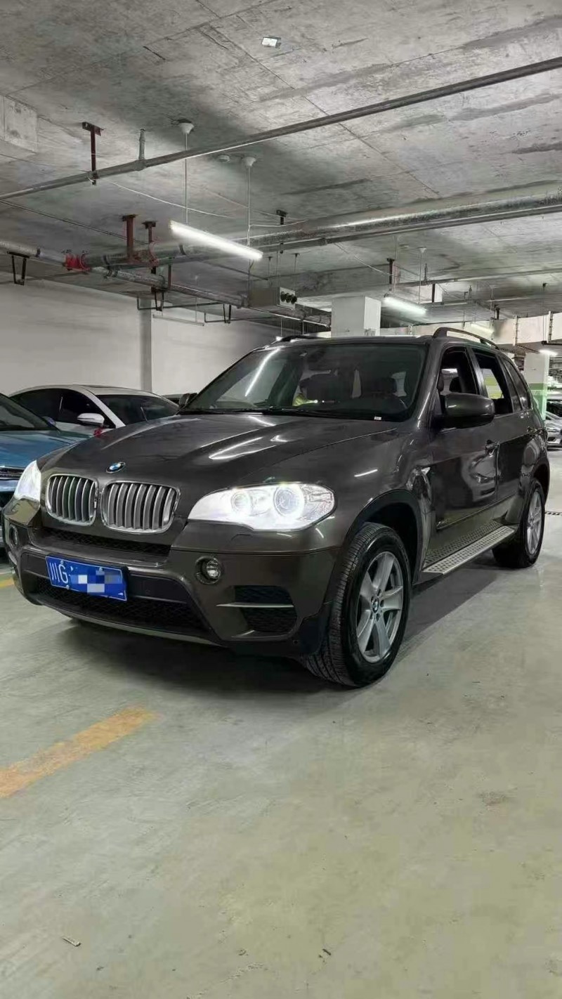 成都14年寶馬X52