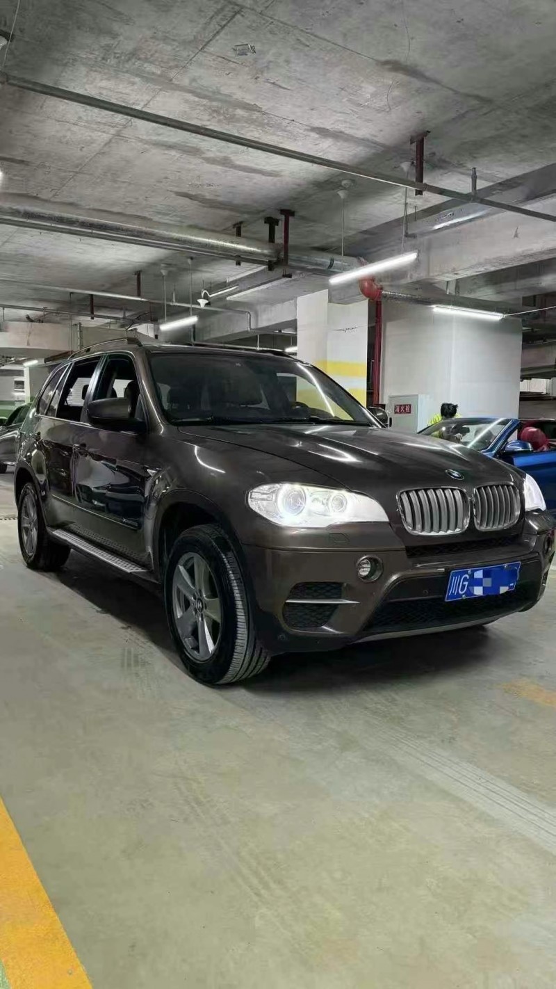成都14年寶馬X55
