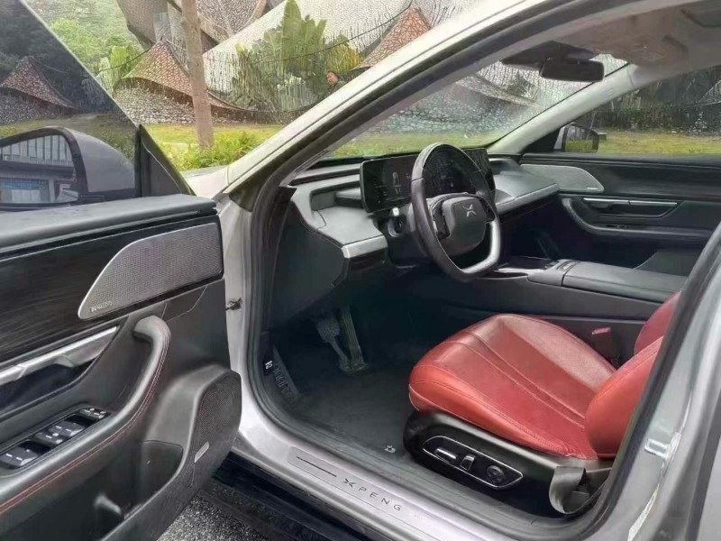 深圳21年小鵬汽車p76
