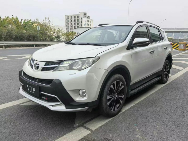 广州15年丰田RAV43