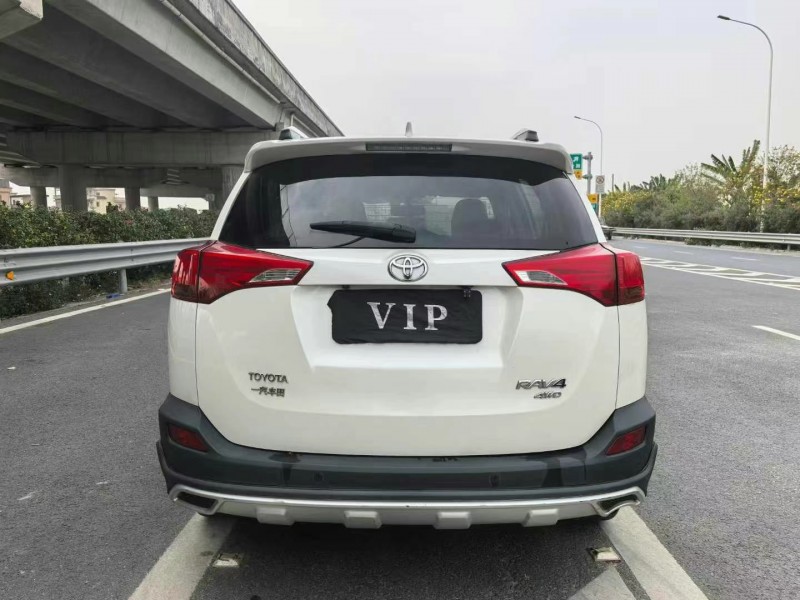 广州15年丰田RAV45