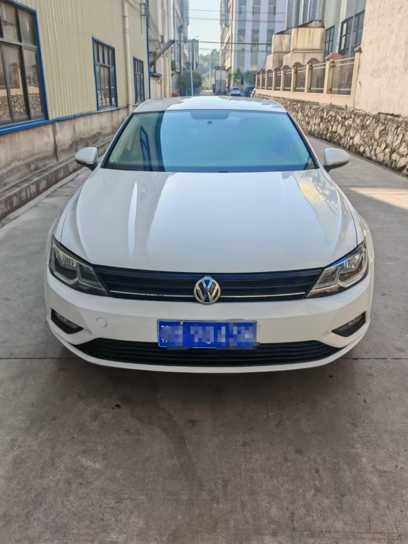 萍鄉18年大眾凌渡1