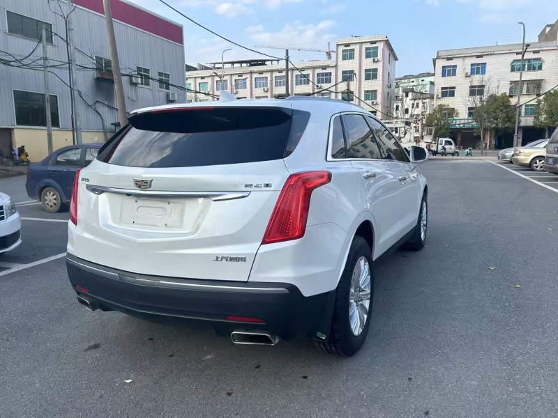 萍鄉18年凱迪拉克XT59