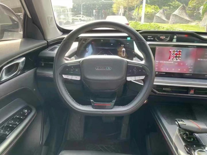 深圳22年長安汽車歐尚7