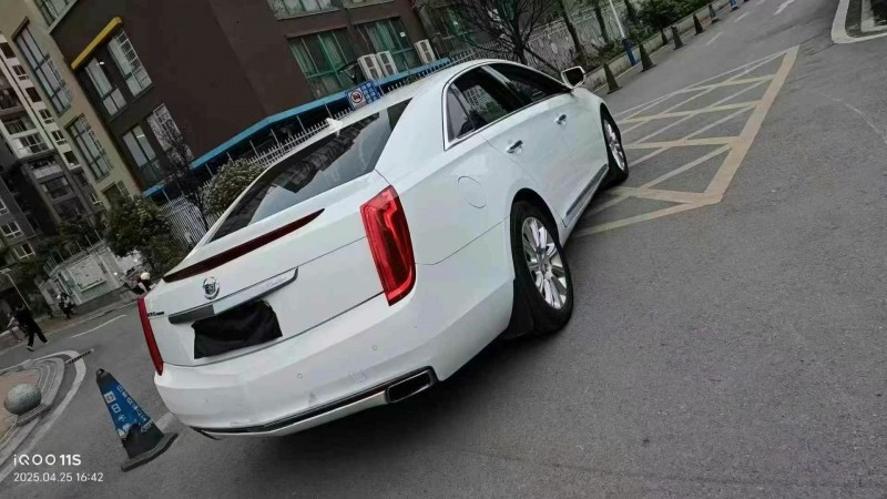 貴陽15年凱迪拉克XTS8