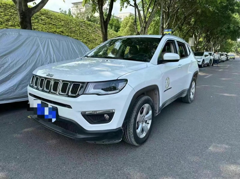 重慶20年Jeep指南者2