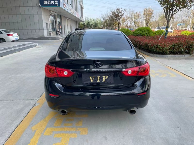 濟寧17年英菲尼迪QX509