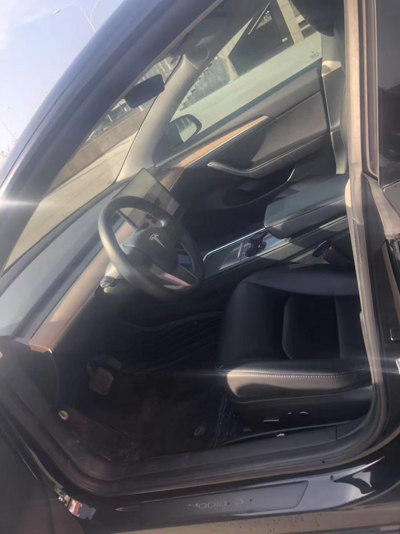 青島23年特斯拉MODEL 34