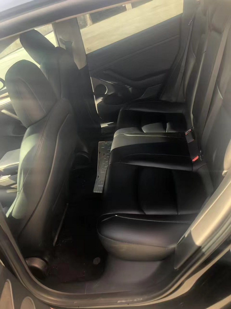 青島23年特斯拉MODEL 35