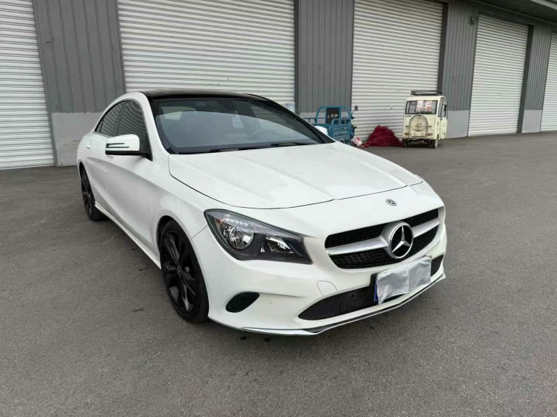 徐州17年奔驰CLA3