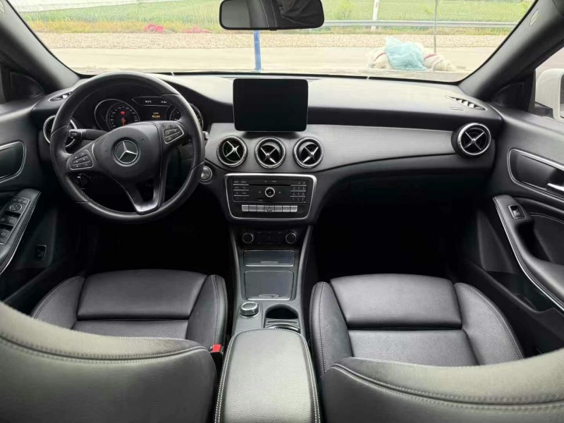 徐州17年奔驰CLA5