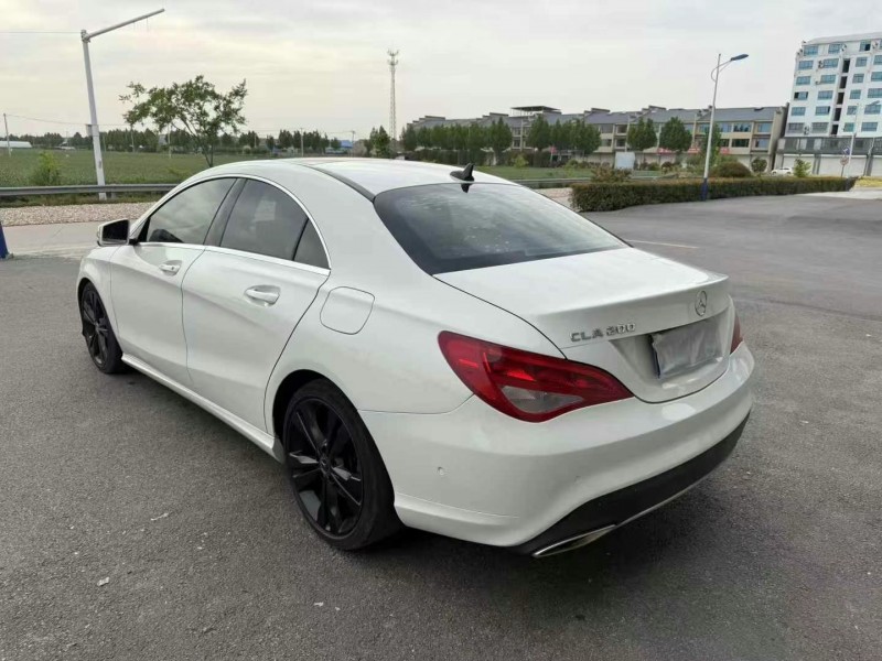 徐州17年奔驰CLA7