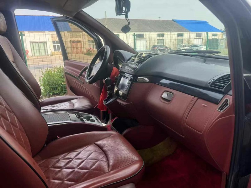 徐州15年奔驰威霆4