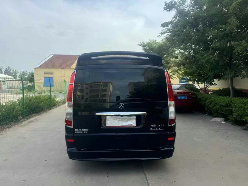 徐州15年奔驰威霆9