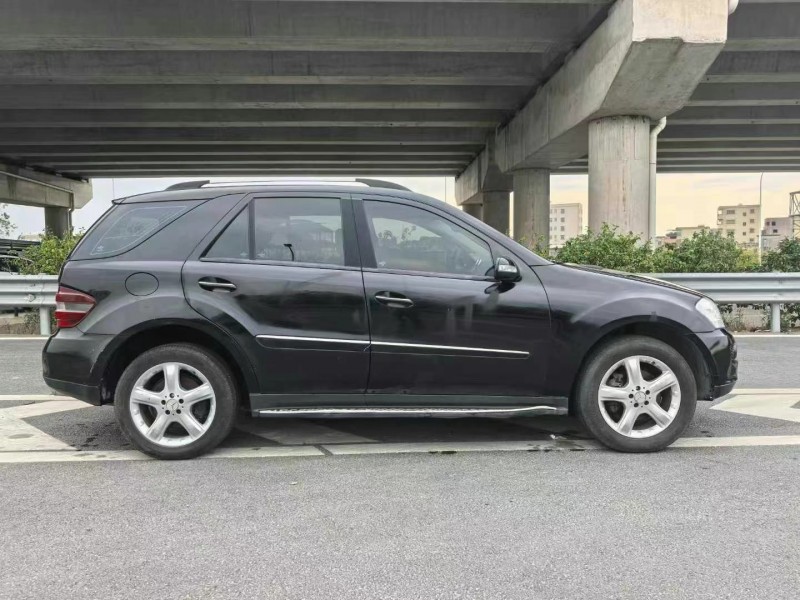 广州07年奔驰ML3