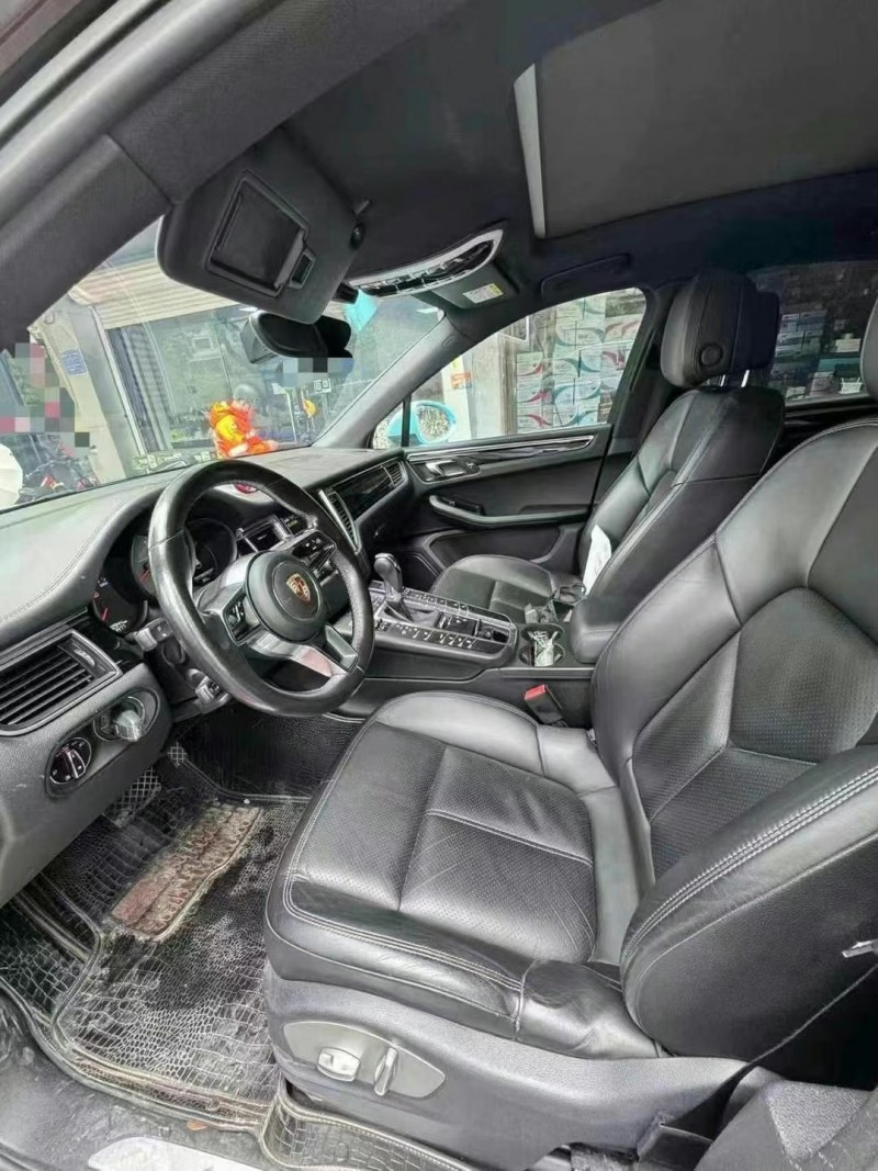 南昌16年保時捷Macan5