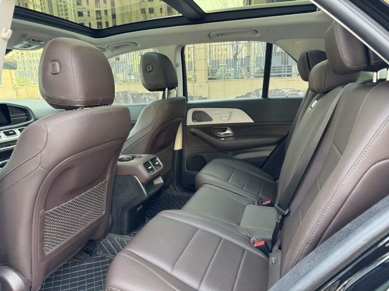 广州22年奔驰GLE8