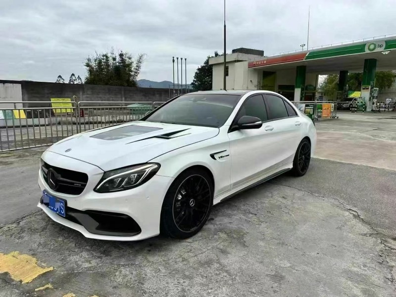 广州16年奔驰AMG2
